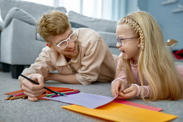 Close Happy Father Daughter Little Child Drawing Pencil Home Floor — Stock Photo, Image