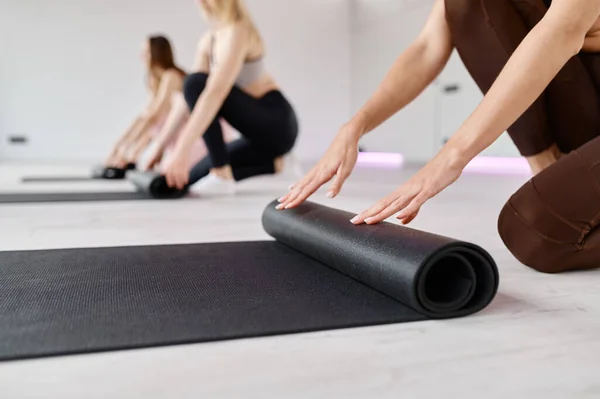 Female Fitness Group Folding Mats Finished Yoga Session Sport Club — Fotografia de Stock