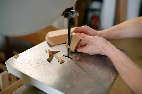 Carpenter Using Band Saw Cut Plywood Carpentry Professional Equipment Closeup — Stock Photo, Image