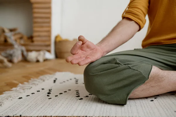Indoor Meditatie Voor Innerlijke Balans Geen Stress Mindfulness Praktijk Concept — Stockfoto