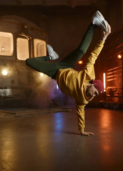Handsome Young Man Dancing Hip Hop Movements Breakdancing Urban Studio — Stock Photo, Image