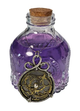 İçinde Steampunk Göksel Sembolleri olan renkli bir iksir. Fotoğraflarımın kombinasyonu. Yapay zeka değil..