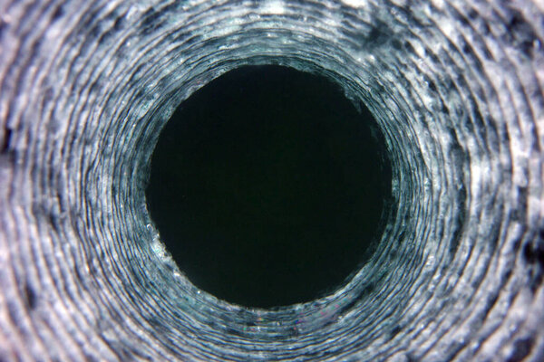 Глубокое отверстие