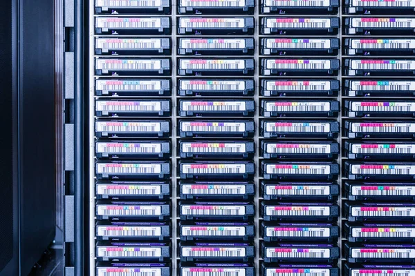 Robotdatafilmcenter Med Store Mængder Magnetbånd - Stock-foto