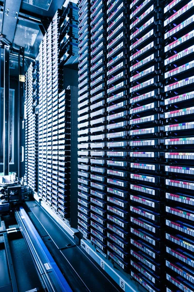 Filas Hardware Nube Datos Dentro Del Centro Datos — Foto de Stock