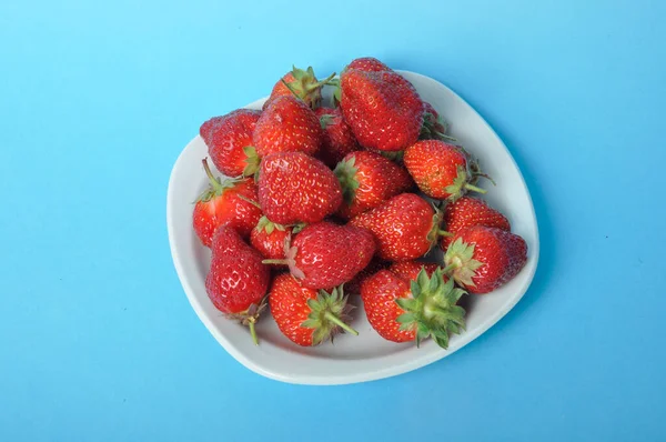 Strawberries Plate Blue Background — Foto de Stock