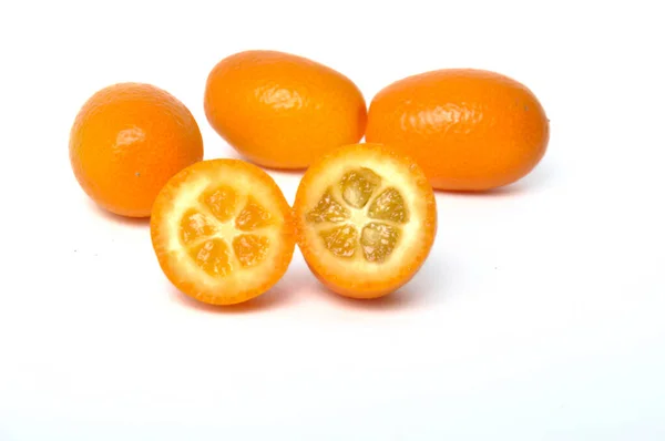 Kumquat Een Witte Achtergrond — Stockfoto