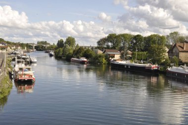 Seine ve Loing 'in birleşimi.