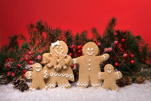 Gingerbread Family Christmas Festive Background — Stock Photo, Image
