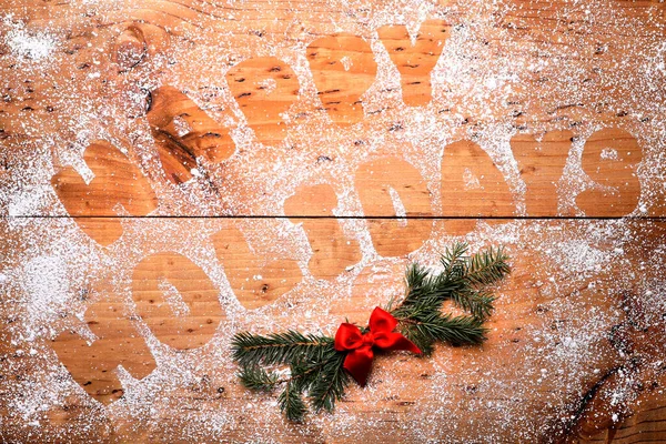 用饼干 粗信和糖粉写的快乐假期 — 图库照片