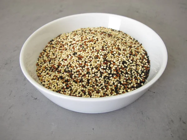 Raw White Black Red Quinoa — Stock Photo, Image