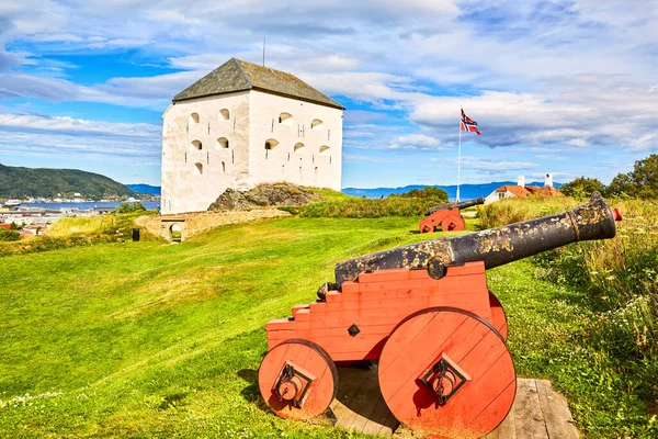 크리스티안 텅스텐 요새와 오래된 트론헤임 노르웨이의 로열티 프리 스톡 이미지