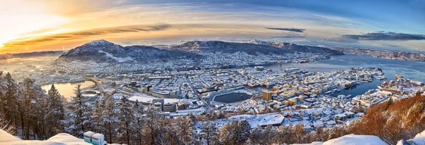 Vista Panorâmica Incrível Bergen Floyen Inverno Nascer Sol Noruega Imagens De Bancos De Imagens