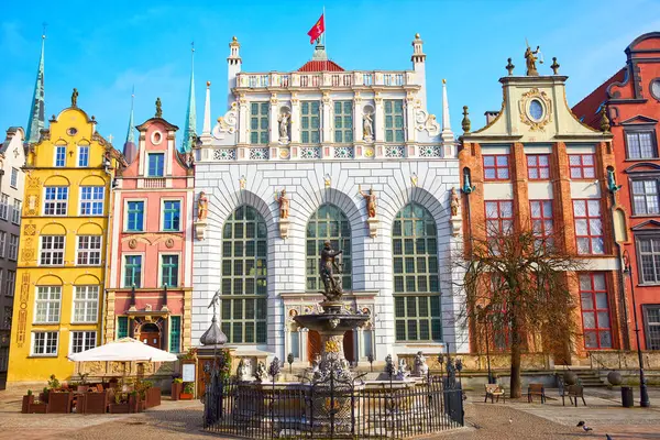 波兰格但斯克德卢吉塔格广场著名的海王星喷泉 免版税图库图片