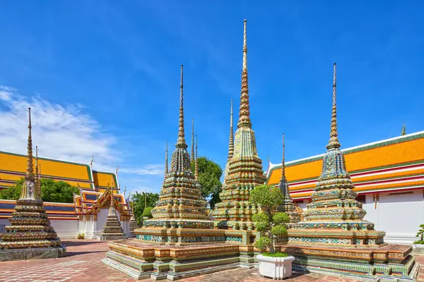 Phra Chedi Moo Ha, Wat Pho tapınağı kompleksi, Bangkok, Tayland