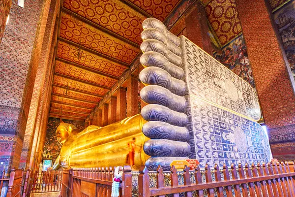 Wat Pho 'da uzanan Buda Budist Tapınağı, Bangkok, Tayland