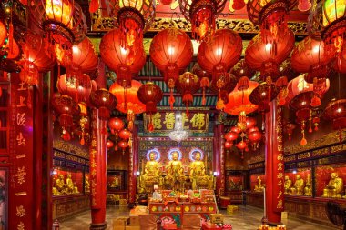 Bangkok, Tayland - 5 Temmuz 2024: Wat Mangkon Kamalawat (Wat Leng Noei Yi), Budist tapınağı, Çin Mahallesi, Bangkok