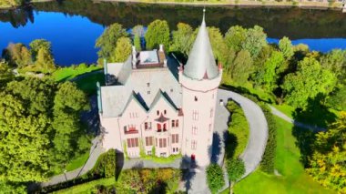 Norveç, Bergen 'deki İHA' dan gelen Gamlehaugen Kraliyet Konağı 'nın havadan görüntüsü