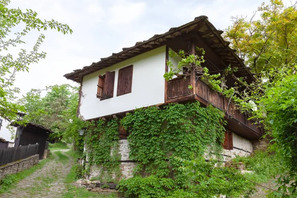 Bozentsi Bulgarie Mai 2023 Panorama Printanier Des Vieilles Maisons Dans — Photo