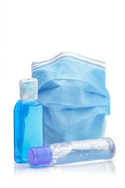 Skyddsmask Och Desinfektionsmedel För Personligt Skydd Selektivt Fokus Med Kort — Stockfoto