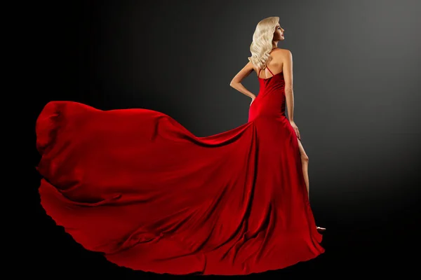 Modefrau Roten Kleid Mit Langer Schleppe Über Schwarz Sexy Blond — Stockfoto