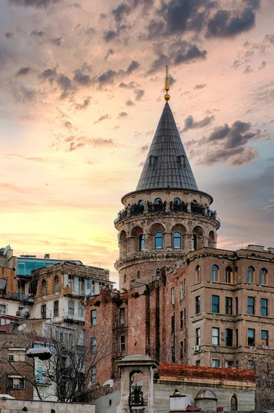 Истанбул Туркий Апреля 2011 Галатская Башня Доминирует Горизонте Региона — стоковое фото