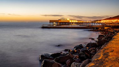 İsveç kıyılarındaki Helsingborgs Palsjo bölgesindeki soğuk hamam..