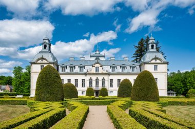 TOMELLA MÜZİPALİTESİ, İSVEÇ - 28 Mayıs 2023: Kronovall Şatosu Tomelilla Belediyesi, İskandinav, İsveç 'te bir şatodur..