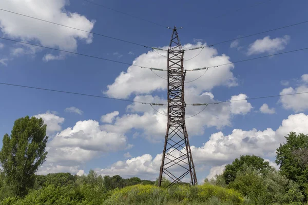 Vista Sobre Pilón Electricidad Contra Cielo Nublado Ucrania —  Fotos de Stock