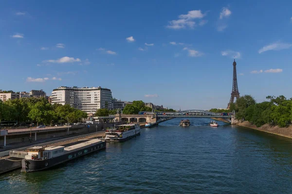 Vista Del Río Sena Torre Eiffel París Día Verano — Foto de Stock