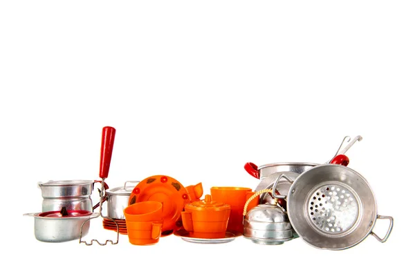 Vintage Oranje Servies Met Potten Pannen Geïsoleerd Witte Achtergrond — Stockfoto