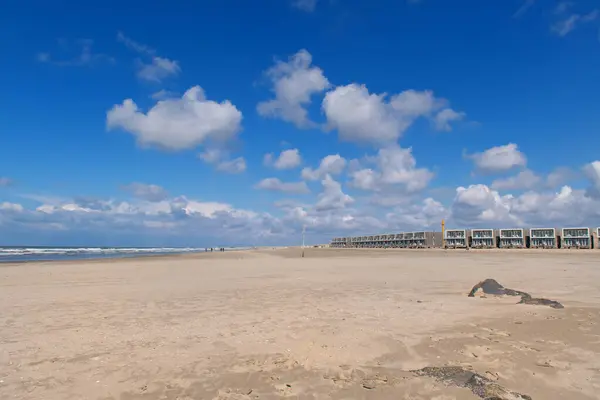 オランダの海岸の風景の列ビーチハット ロイヤリティフリーのストック写真