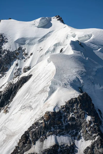 Montañas Nevadas Aiguille Midi Mont Blanc Chamonix Francia —  Fotos de Stock