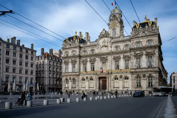 Lyon, Fransa - 11 Nisan 2022 Lyon, Fransa Belediye Binası