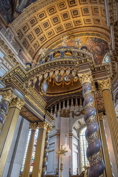 St. Paul Katedrali İç Tapınağı