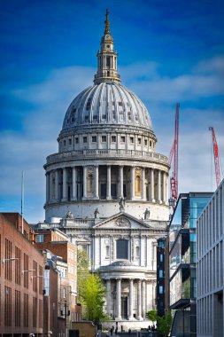 St. Paul Katedrali Uzaktan Görünümü