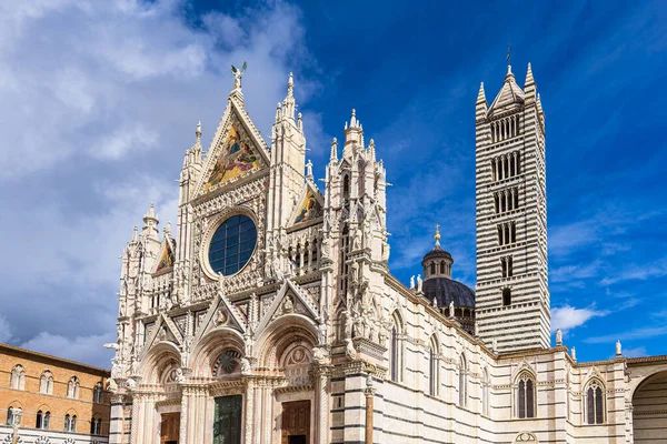 Uitzicht Kathedraal Metropolitana Santa Maria Assunta Siena Italië — Stockfoto