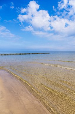 Groyne, Almanya 'nın Ueckeritz kentinde Baltık Denizi kıyısında..