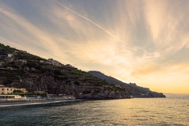 İtalya 'da Amalfi Sahili' nde sabah.