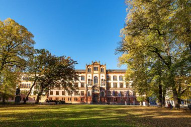 Almanya 'nın Rostock kentindeki Hanseatic Üniversitesi' nde sonbahar..