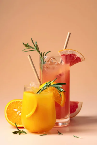 Orange Grapefruit Juice Glasses Rosemary Ice Copy Space — 스톡 사진