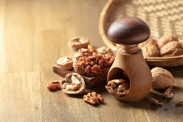 Fresh Walnuts Old Wooden Table — Stock Photo, Image