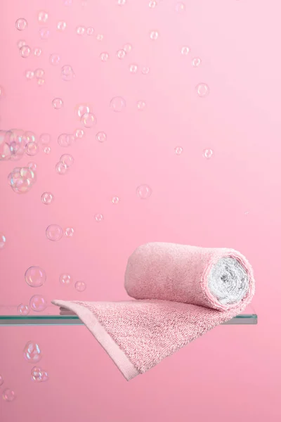 Towel Glass Shelf Pink Background Bubbles Concept Theme Bath Hygiene — Stock Photo, Image