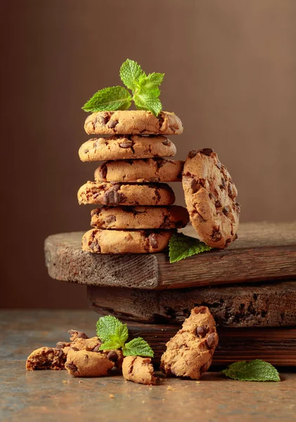 Freshly Baked Chocolate Cookies Mint Rustic Brown Background Copy Space — Fotografia de Stock