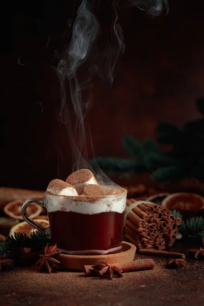 Christmas Hot Chocolate Marshmallows Sprinkled Cocoa Powder Winter Drink Photography — Stock Photo, Image