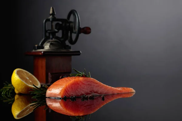 Salmon Rosemary Lemon Peppercorn Dark Background Copy Space — Stok fotoğraf