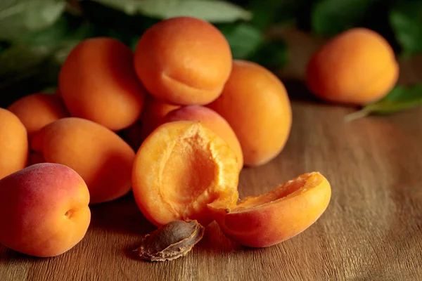 Apricots Home Garden Wooden Table — Stok fotoğraf