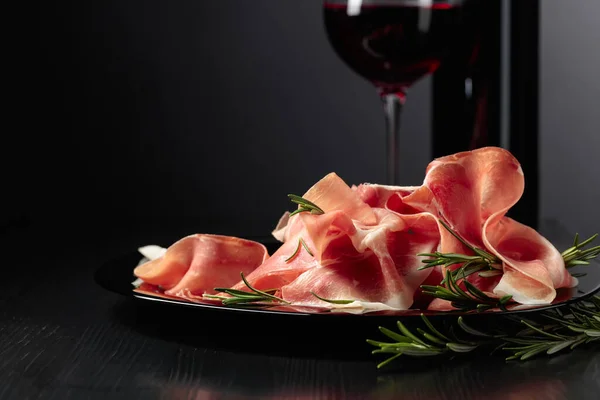 Italian Prosciutto Spanish Jamon Rosemary Red Wine Copy Space — Fotografia de Stock