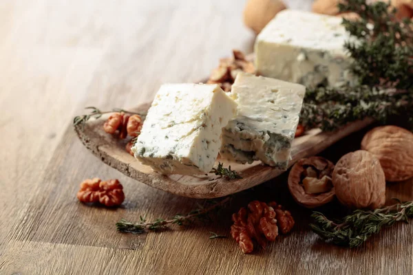 Blue Cheese Walnuts Thyme Old Wooden Table — Stock Photo, Image
