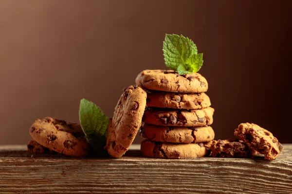 Freshly Baked Chocolate Cookies Mint Old Wooden Table Copy Space — Stockfoto